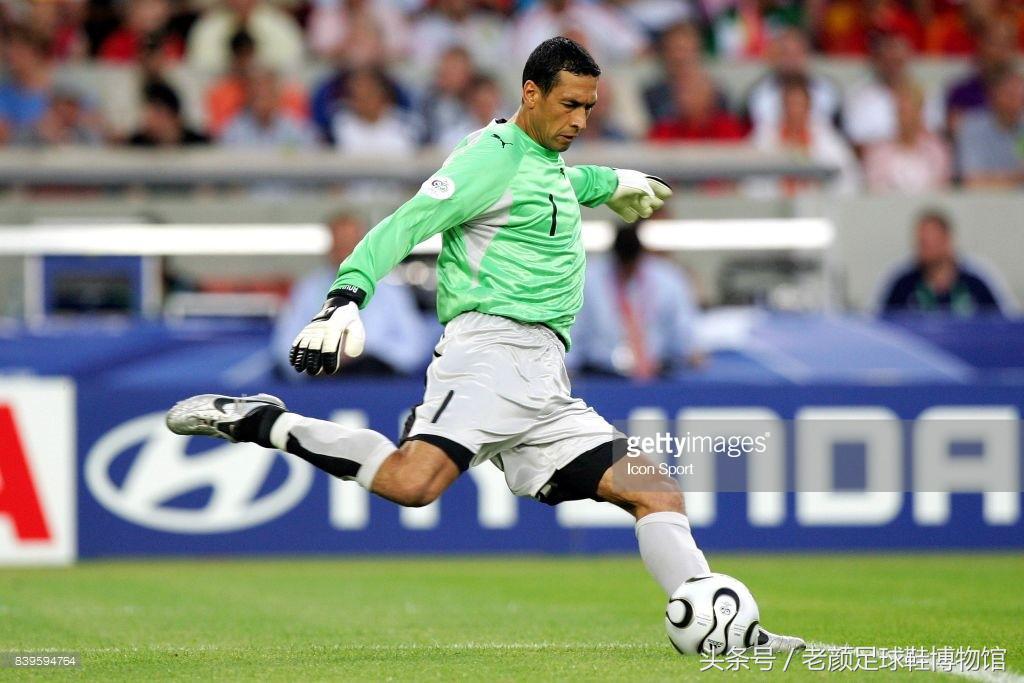 06年世界杯宣传nike,世界杯最火的足球鞋