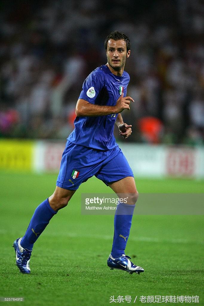 世界杯最强足球鞋排名,世界杯最火前十的足球鞋