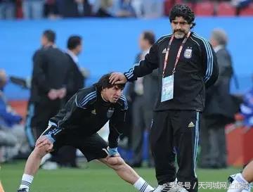 盘点世界杯搞笑瞬间,世界杯搞笑瞬间集锦素材