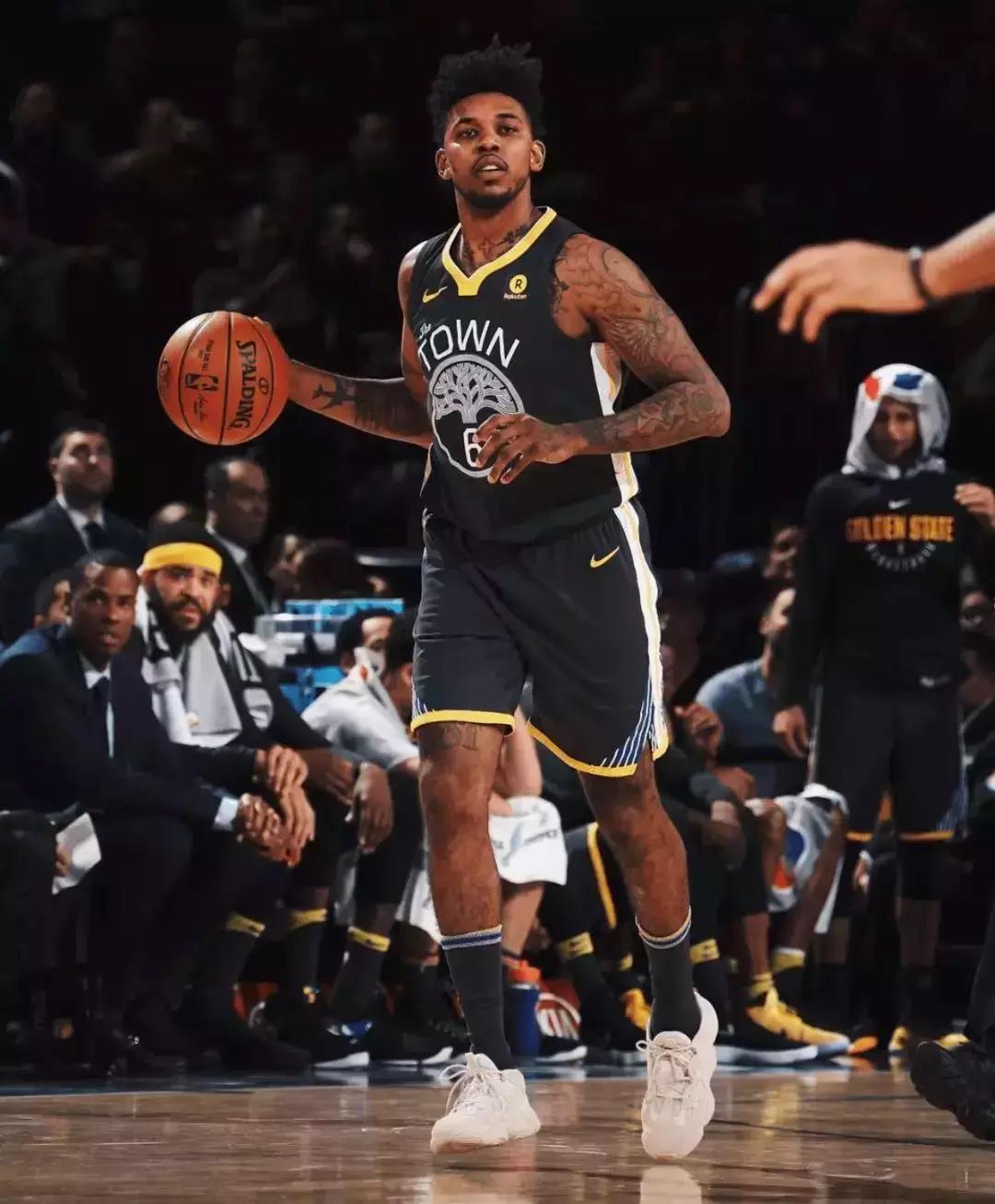 潮人必备鞋款推荐,潮人必备哪几款鞋