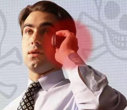 玩手机得脑瘤的几率大吗,玩手机多长时间会得脑瘤