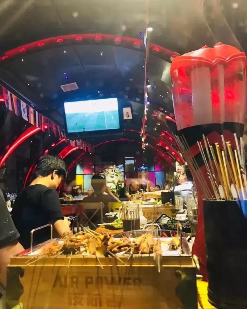 世界杯去哪里看球最过瘾广州,世界杯通宵看球的地方