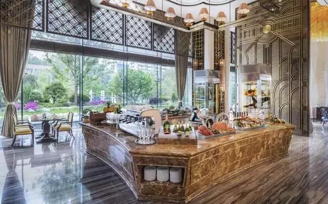 武汉最贵贵贵贵贵贵的土豪餐厅！吃过的都是有钱人！