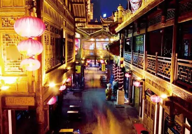 重庆网红景点旅游攻略一日游路线,重庆主城区一日游必去十大网红地