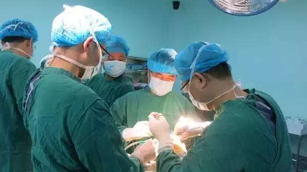 老年人关节老化需要做手术吗,老年人关节老化要动手术吗