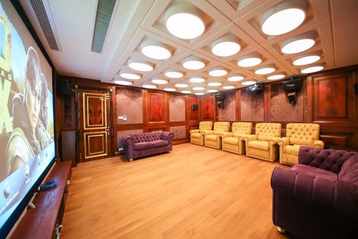 案例｜纵观山水也独揽私人空间：佛山“天湖郦都”家庭影院