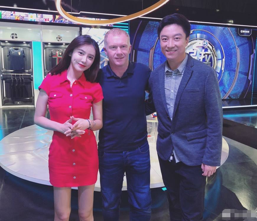 腾讯女主播美娜健身,腾讯女主播美娜