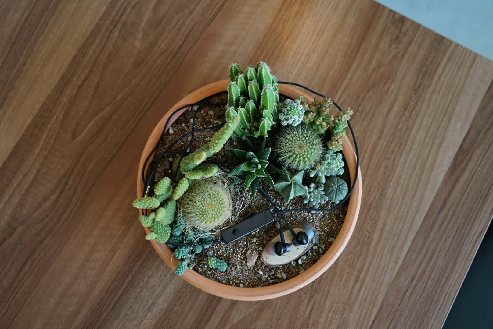 toppers e2主动降噪耳机续航测评 (topperse2降噪耳机测评)