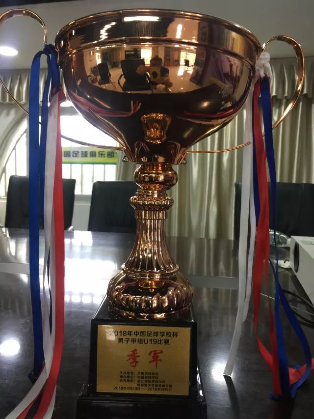 罗湖走出的“天价”学霸球员，19岁正式入选中超一线队！