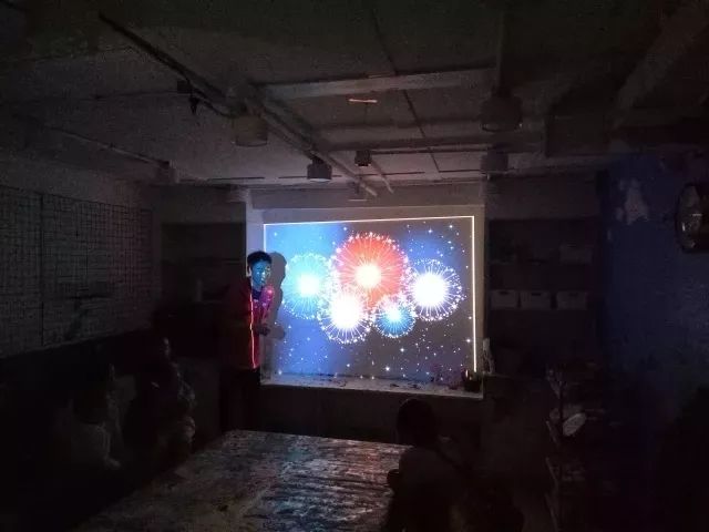 「金宝贝小小陶艺师活动回顾」跟外太空EZ寻觅不一样的烟花