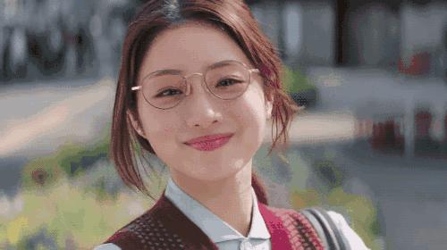 夏天的唇釉口红推荐黄皮,夏天适合口红还是唇釉