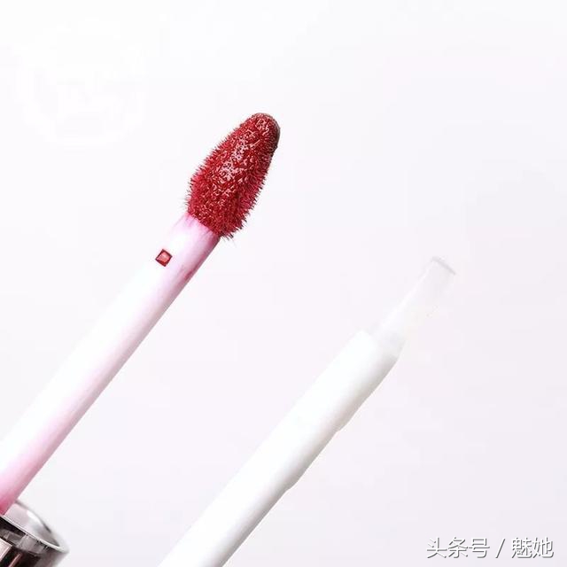 夏天的唇釉口红推荐黄皮,夏天适合口红还是唇釉