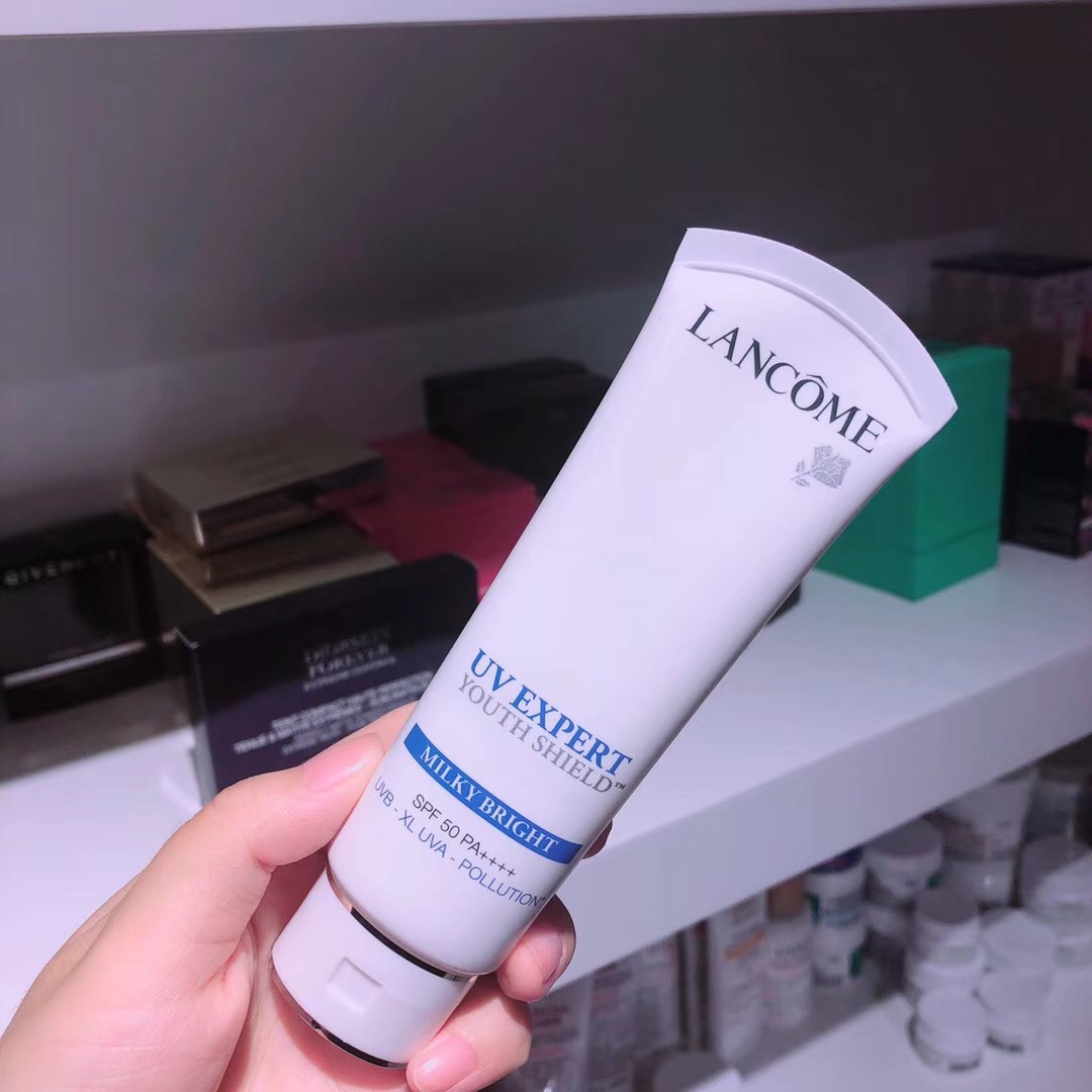 怎么选不过敏和不辣眼睛的防晒霜,一白遮百丑的防晒霜