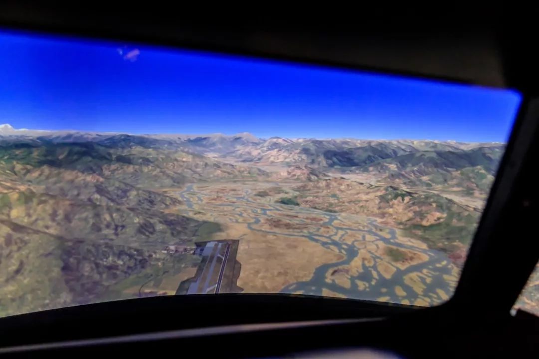 什么？你的当班飞行员，居然沉迷电玩？！