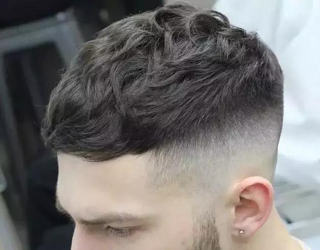 m型发际线,m型发际线怎么用发迹粉