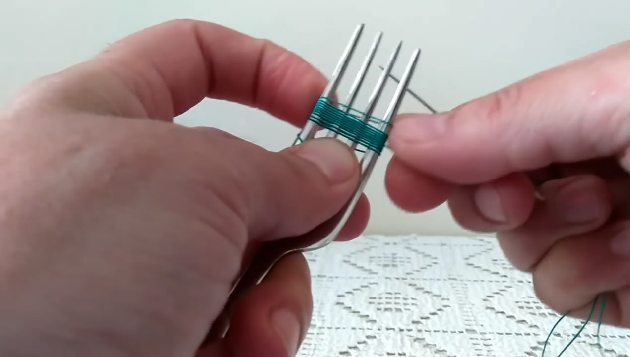 怎么可以用一根线做出好看的手工,一针一线缝成的手工花