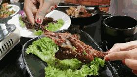 我在牛车水，居然get了和珅同款“火焰鱼”