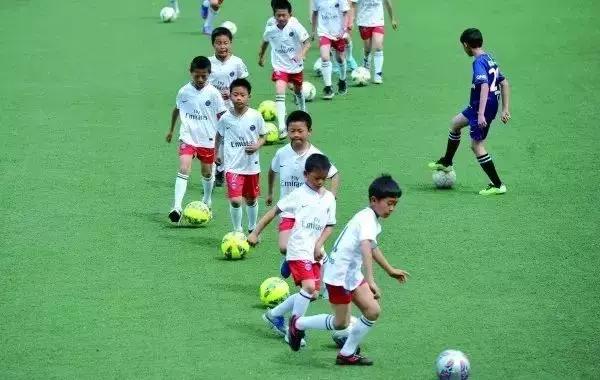 青少年足球事业的发展和振兴,关于青少年足球发展政策