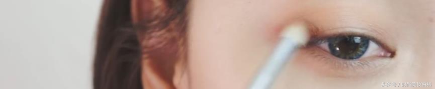 橘色系高级感妆容,白皮淡颜高级感妆容