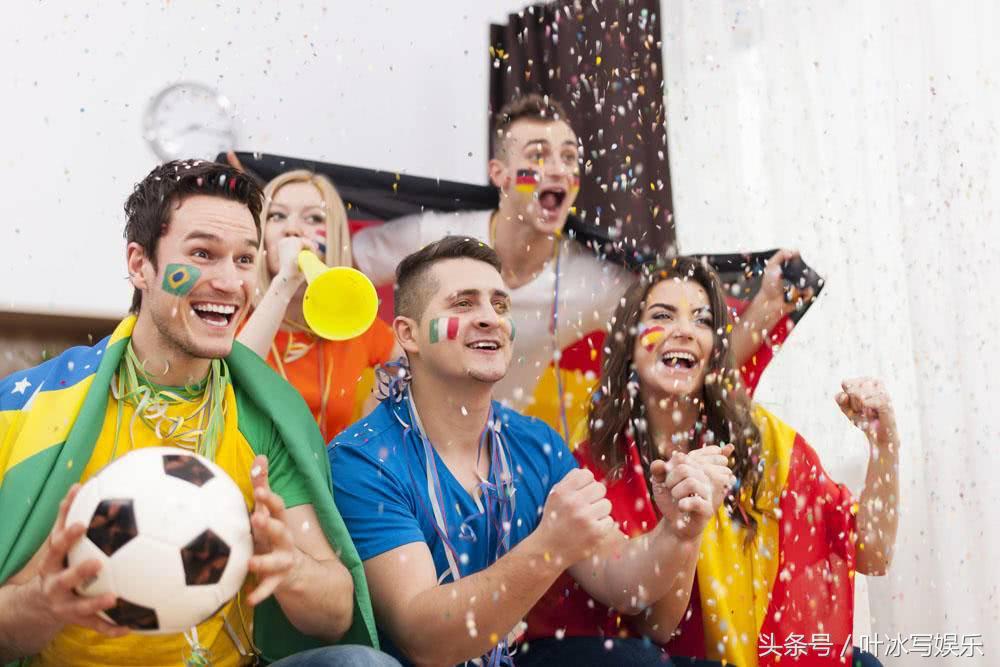 明星谁是真球迷？鹿晗为C罗入坑春春为足球写文，李冰冰太理性？