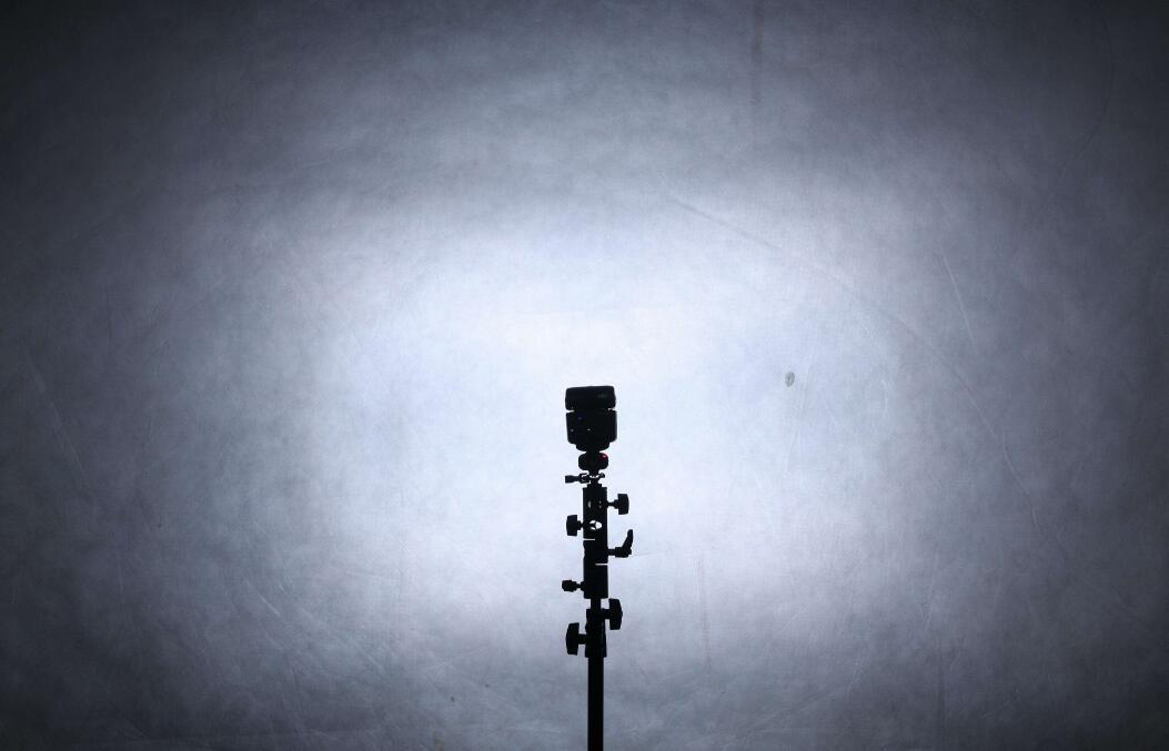 闪光灯好还是环形补光灯好,闪光灯和补光灯用途有哪些区别