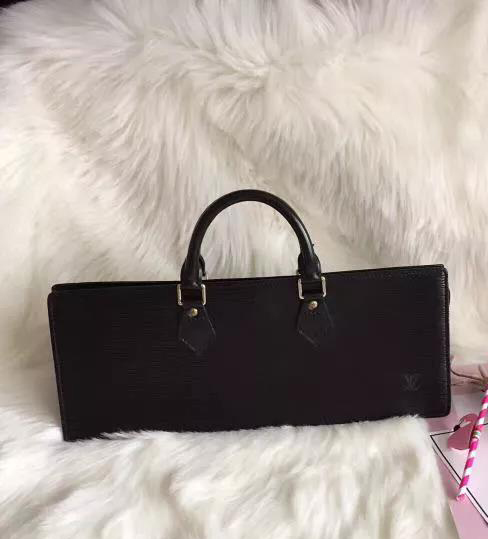 选一款实用性高的lv包包,lv的哪款包包比较百搭