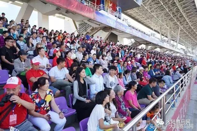 伊泰大漠鄂尔多斯金杯赛火爆来袭！开启“三杯一节”品牌赛马序幕