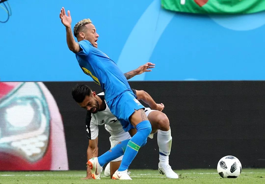 这届世界杯梅西有多拼,c罗和梅西最后的世界杯