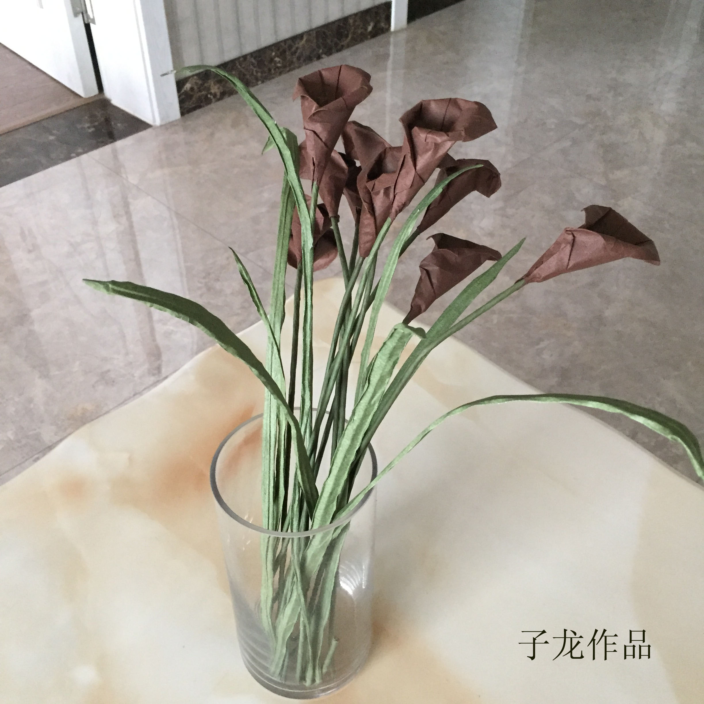 折纸马蹄莲花步骤,清明折纸白色马蹄莲花