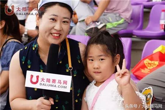 马术比赛纯血马,2018蒙古赛马传统耐力赛视频