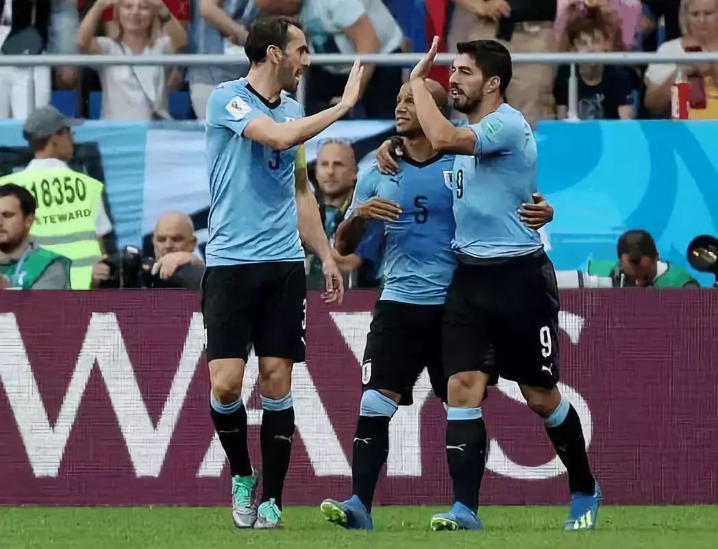 让世界足球的一部分先富起来｜奇闻世界杯