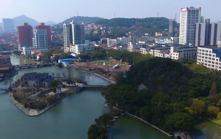 这份“红利”在戚家山街道企业“走红”