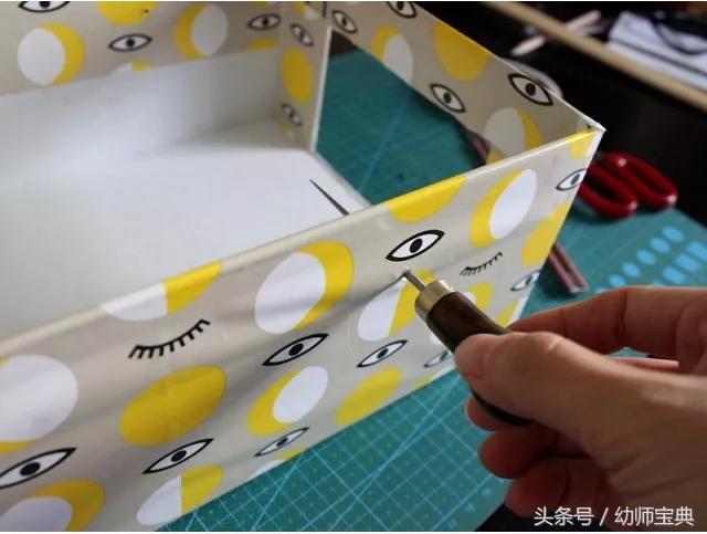 幼儿园足球世界杯手工作品,简单的足球手工