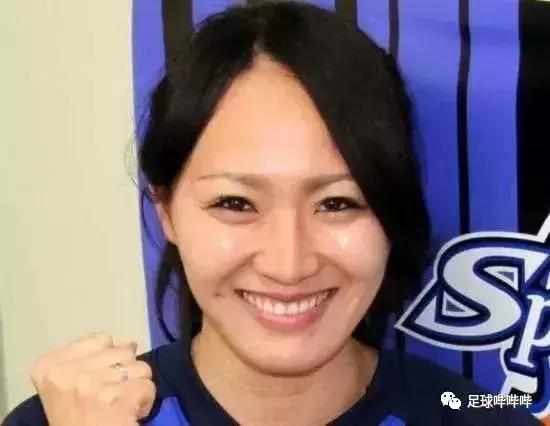 凯恩快乐足球比赛,凯恩德甲进球球迷反应