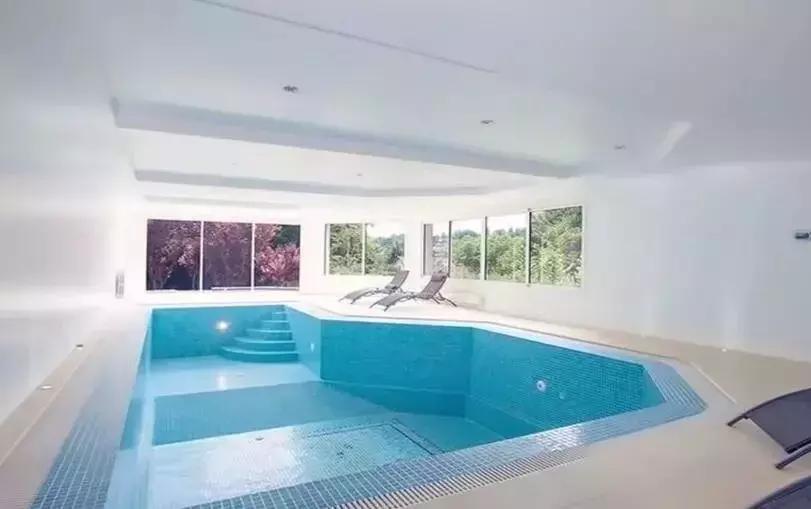 世界足球运动员十大私人豪宅,足球巨星的豪宅有多豪