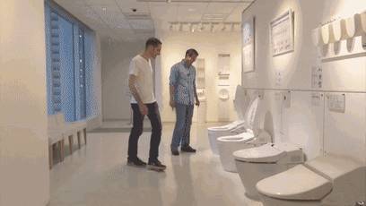 为什么日本的马桶比美国的要先进那么多