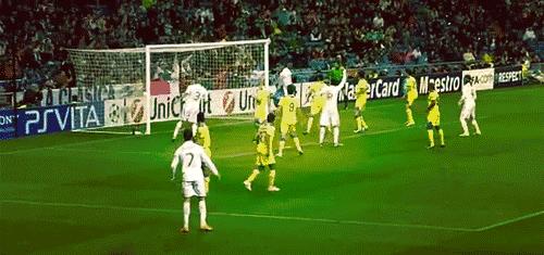 c罗在比赛中踢落叶球和电梯球,电梯球香蕉球和落叶球怎么踢