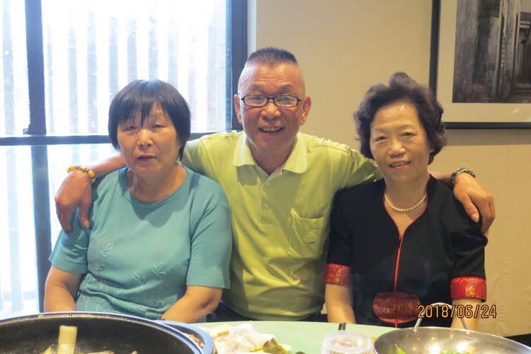 干岔子一，二队老知青久别重逢，共忆黑土情长