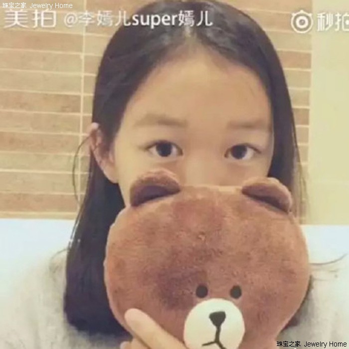 不知不觉，暴走的00后已跻身时尚圈