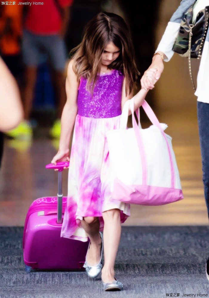 不知不觉，暴走的00后已跻身时尚圈