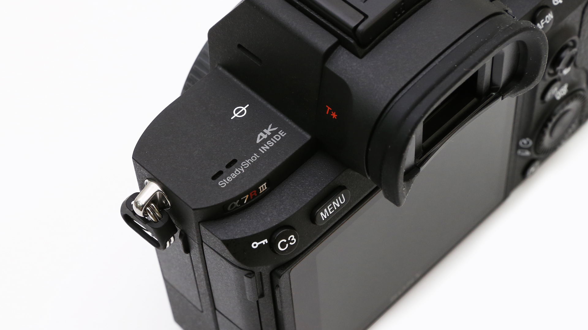 与索尼a7r3可以媲美的微单,同价位索尼a7m3还值得买吗