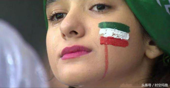 世界杯现场那些颜值巅峰女球迷,世界杯赛场那些高颜值女球迷瞬间