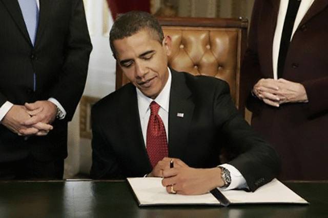 为什么名人都喜欢用钢笔,为什么以前用很普遍的钢笔