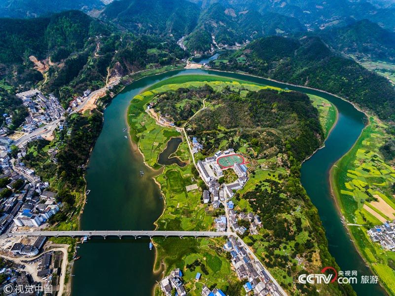 寻觅夏日清凉好去处,夏日到山里寻找清凉