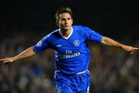 冰岛出局，惊叹止步，其实球星里还有科学家、文学家、经济学家