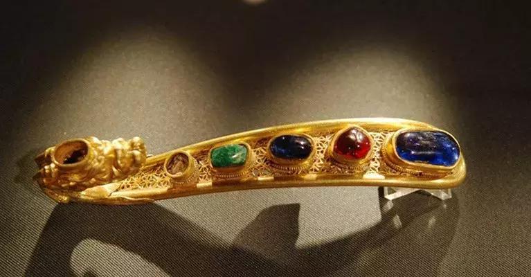 黄金古法和厚壁有什么区别,古法黄金的三大特点是什么