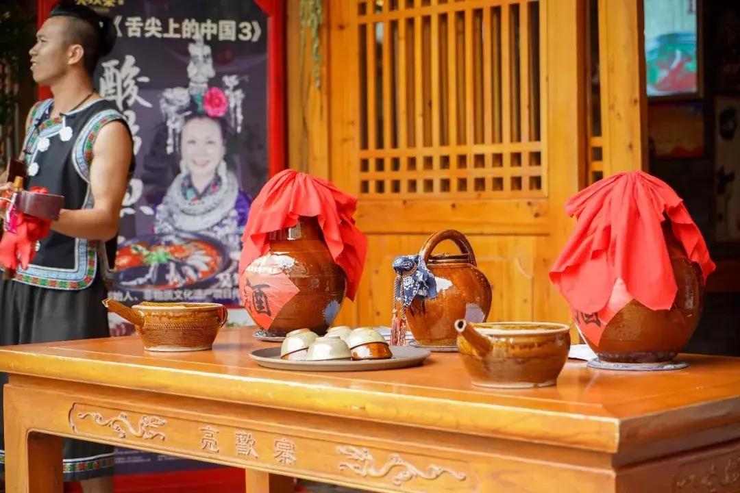 最出名的酸汤鱼,地道美食酸汤鱼推荐