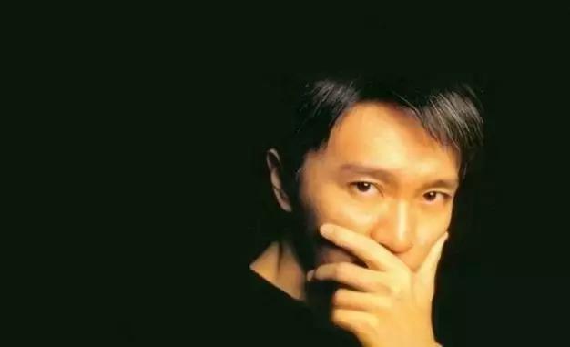 周星驰身患孤独绝症，憔悴老态：我让全世界笑过，岁月却没饶过我