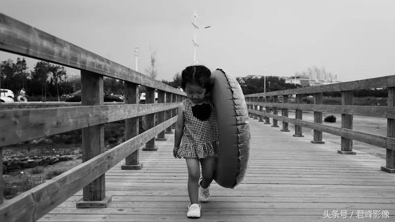 徕卡德味取决于镜头还是机身,徕卡德味