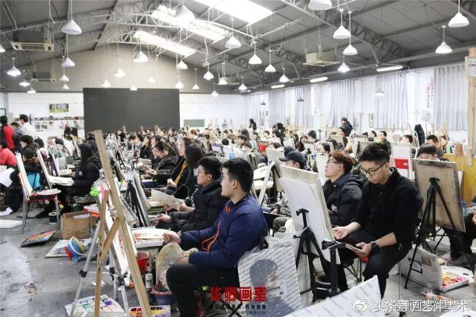 华卿画室北京高考集训多少钱,北京华卿画室优惠团购